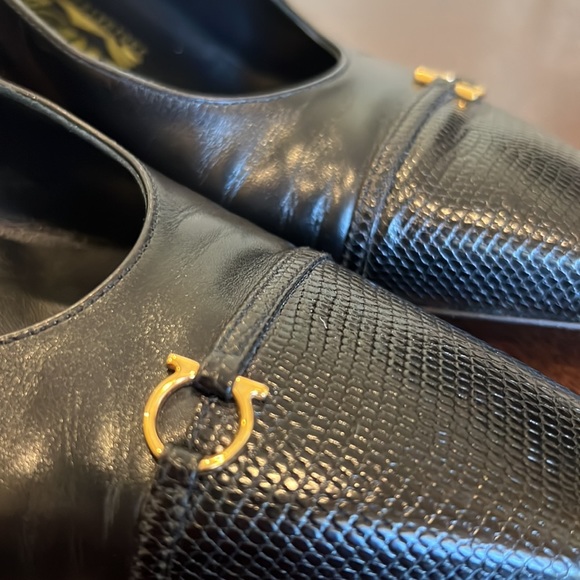 Lillaz Gancini Salvatore Ferragamo Embossed - Picture 8 of 11